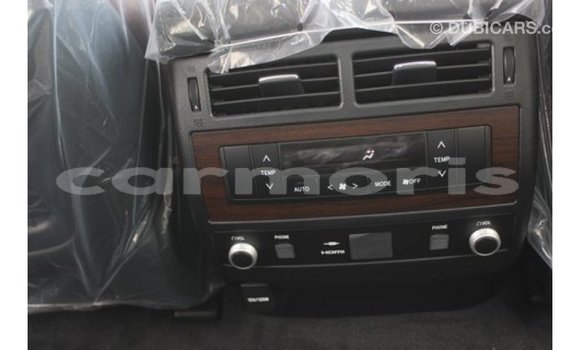 Acheter Import Voiture Toyota Land Cruiser Blanc à Import - Dubai, Îles Agalega Acheter Import Voiture Toyota Land Cruiser Blanc à Import - Dubai, Îles Agalega