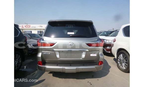 Acheter Import Voiture Lexus LX Autre à Import - Dubai, Îles Agalega Acheter Import Voiture Lexus LX Autre à Import - Dubai, Îles Agalega