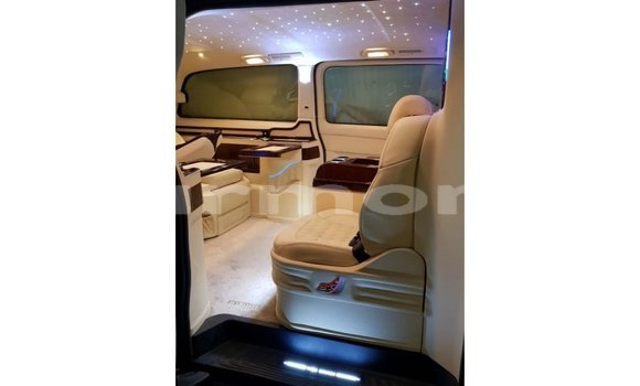 Buy Import Mercedes-Benz 250 Black Car in Import - Dubai in Agalega Islands Buy Import Mercedes-Benz 250 Black Car in Import - Dubai in Agalega Islands