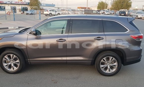 Buy Import Toyota Highlander Other Car in Import - Dubai in Agalega Islands Buy Import Toyota Highlander Other Car in Import - Dubai in Agalega Islands
