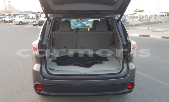 Buy Import Toyota Highlander Other Car in Import - Dubai in Agalega Islands Buy Import Toyota Highlander Other Car in Import - Dubai in Agalega Islands