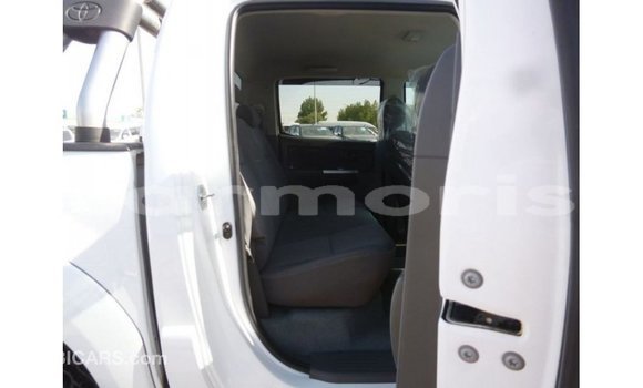 Buy Import Toyota Hilux White Car in Import - Dubai in Agalega Islands Buy Import Toyota Hilux White Car in Import - Dubai in Agalega Islands