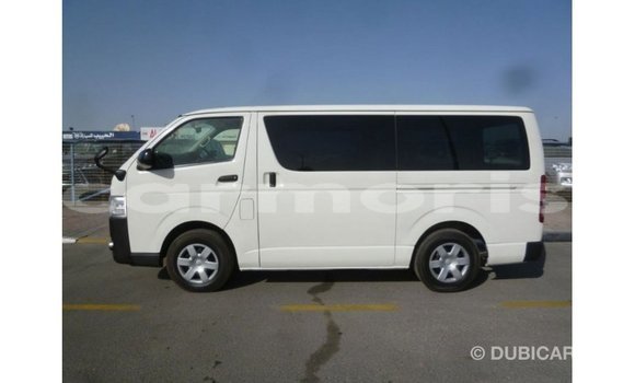 Buy Import Toyota Hiace White Car in Import - Dubai in Agalega Islands Buy Import Toyota Hiace White Car in Import - Dubai in Agalega Islands