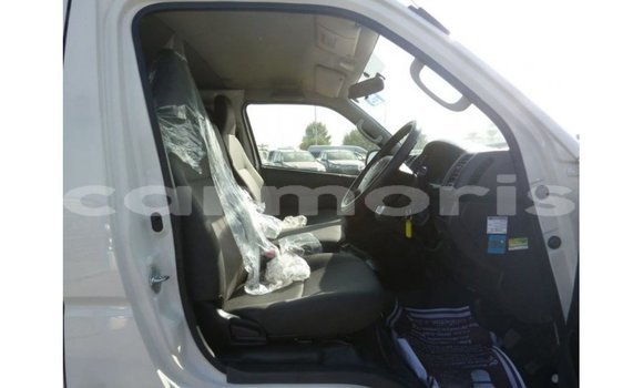 Buy Import Toyota Hiace White Car in Import - Dubai in Agalega Islands Buy Import Toyota Hiace White Car in Import - Dubai in Agalega Islands