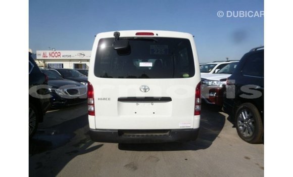 Acheter Import Voiture Toyota Hiace Blanc à Import - Dubai, Îles Agalega Acheter Import Voiture Toyota Hiace Blanc à Import - Dubai, Îles Agalega