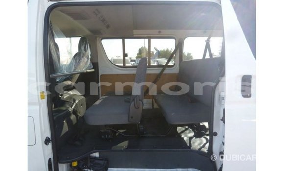 Acheter Import Voiture Toyota Hiace Blanc à Import - Dubai, Îles Agalega Acheter Import Voiture Toyota Hiace Blanc à Import - Dubai, Îles Agalega