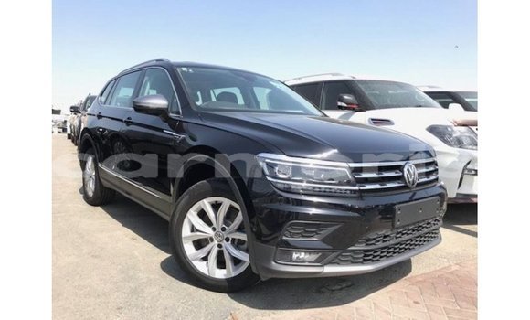 Acheter Import Voiture Volkswagen Tiguan Noir à Import - Dubai, Îles Agalega Acheter Import Voiture Volkswagen Tiguan Noir à Import - Dubai, Îles Agalega