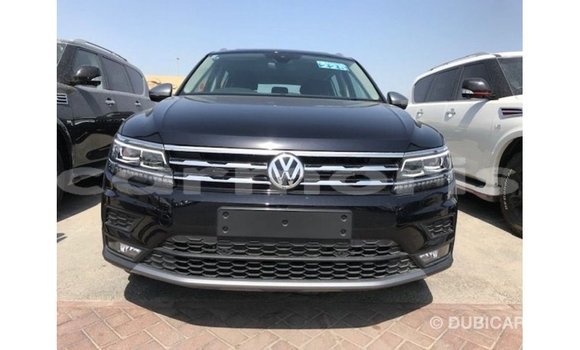 Acheter Import Voiture Volkswagen Tiguan Noir à Import - Dubai, Îles Agalega Acheter Import Voiture Volkswagen Tiguan Noir à Import - Dubai, Îles Agalega