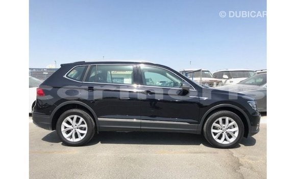Acheter Import Voiture Volkswagen Tiguan Noir à Import - Dubai, Îles Agalega Acheter Import Voiture Volkswagen Tiguan Noir à Import - Dubai, Îles Agalega