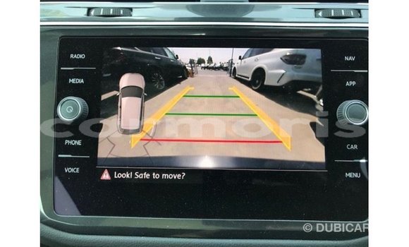 Acheter Import Voiture Volkswagen Tiguan Noir à Import - Dubai, Îles Agalega Acheter Import Voiture Volkswagen Tiguan Noir à Import - Dubai, Îles Agalega