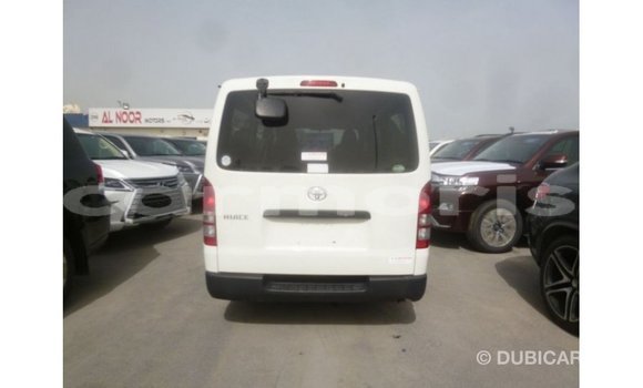 Buy Import Toyota Hiace White Car in Import - Dubai in Agalega Islands Buy Import Toyota Hiace White Car in Import - Dubai in Agalega Islands