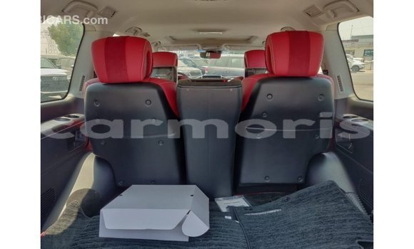 Acheter Import Voiture Toyota Land Cruiser Noir à Import - Dubai, Îles Agalega Acheter Import Voiture Toyota Land Cruiser Noir à Import - Dubai, Îles Agalega