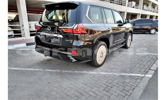 Acheter Import Voiture Lexus LX Noir à Import - Dubai, Îles Agalega Acheter Import Voiture Lexus LX Noir à Import - Dubai, Îles Agalega