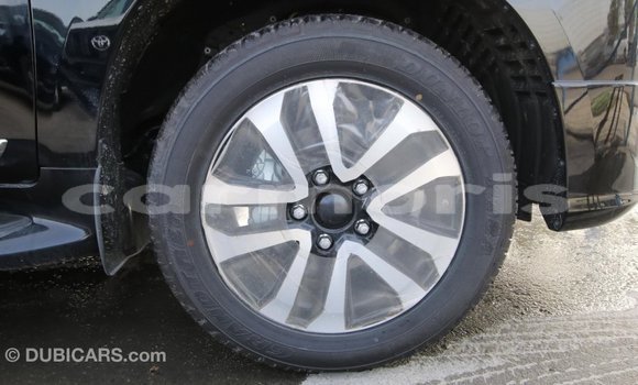 Acheter Import Voiture Toyota Land Cruiser Noir à Import - Dubai, Îles Agalega Acheter Import Voiture Toyota Land Cruiser Noir à Import - Dubai, Îles Agalega