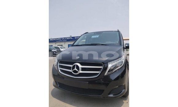 Acheter Import Voiture Mercedes-Benz 250 Noir à Import - Dubai, Îles Agalega Acheter Import Voiture Mercedes-Benz 250 Noir à Import - Dubai, Îles Agalega