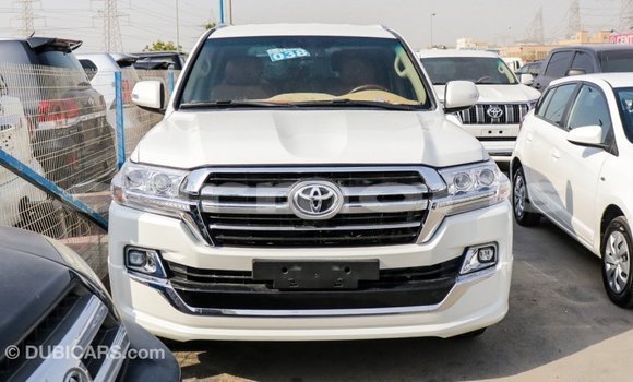 Buy Import Toyota Land Cruiser White Car in Import - Dubai in Agalega Islands Buy Import Toyota Land Cruiser White Car in Import - Dubai in Agalega Islands