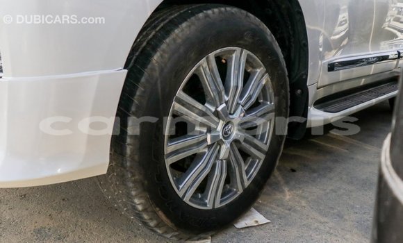 Buy Import Toyota Land Cruiser White Car in Import - Dubai in Agalega Islands Buy Import Toyota Land Cruiser White Car in Import - Dubai in Agalega Islands
