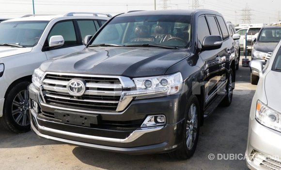 Buy Import Toyota Land Cruiser Black Car in Import - Dubai in Agalega Islands Buy Import Toyota Land Cruiser Black Car in Import - Dubai in Agalega Islands