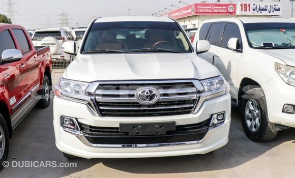 Buy Import Toyota Land Cruiser White Car in Import - Dubai in Agalega Islands Buy Import Toyota Land Cruiser White Car in Import - Dubai in Agalega Islands