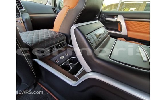 Buy Import Toyota Land Cruiser Black Car in Import - Dubai in Agalega Islands Buy Import Toyota Land Cruiser Black Car in Import - Dubai in Agalega Islands