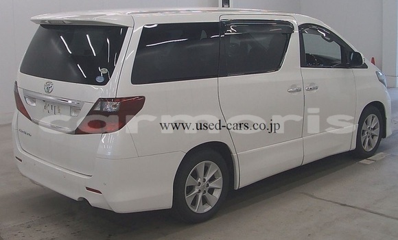 Buy Used Toyota Alphard White Car in Port Louis in Port Louis District Buy Used Toyota Alphard White Car in Port Louis in Port Louis District