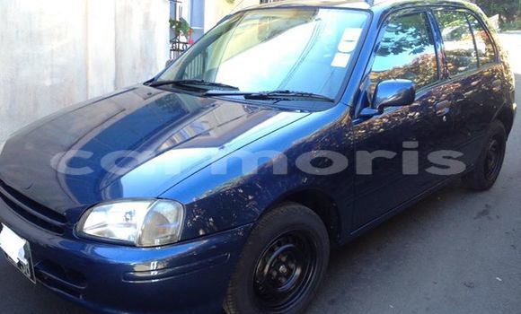 Buy Used Toyota Starlet Blue Car in Vacoas–Phoenix in Plaines Wilhems District