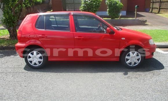 Buy Used Volkswagen Polo Red Car in Arsenal in Pamplemousses District