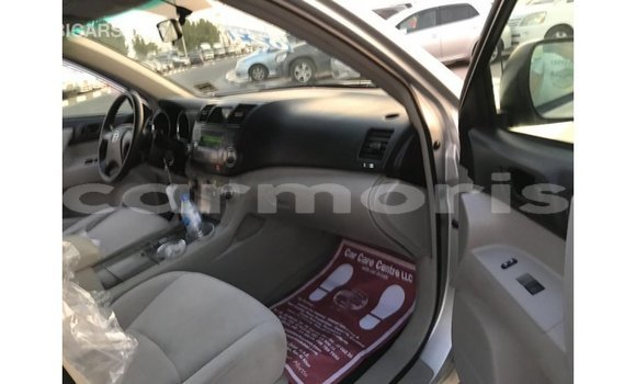 Buy Import Toyota Highlander Other Car in Import - Dubai in Agalega Islands Buy Import Toyota Highlander Other Car in Import - Dubai in Agalega Islands