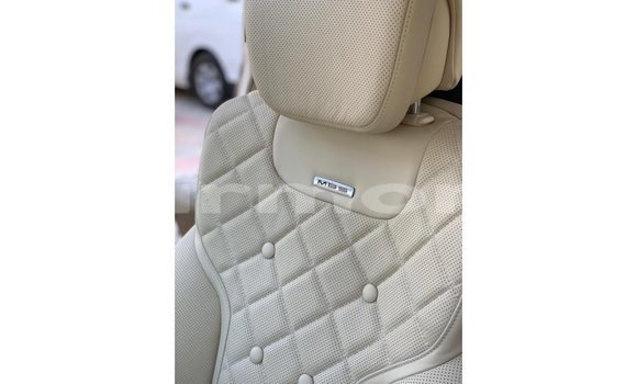 Acheter Import Voiture Lexus LX Beige à Import - Dubai, Îles Agalega Acheter Import Voiture Lexus LX Beige à Import - Dubai, Îles Agalega