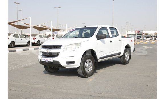 Buy Import Chevrolet Colorado White Car in Import - Dubai in Agalega Islands