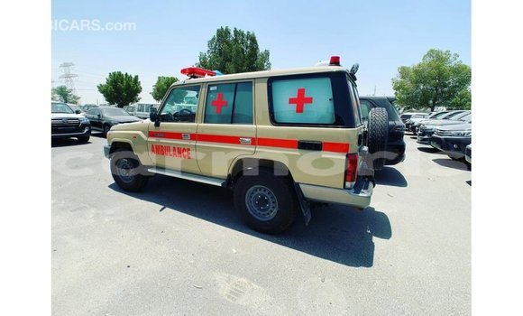 Buy Import Toyota Land Cruiser Beige Car in Import - Dubai in Agalega Islands Buy Import Toyota Land Cruiser Beige Car in Import - Dubai in Agalega Islands