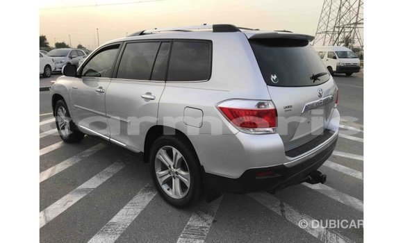 Buy Import Toyota Highlander Other Car in Import - Dubai in Agalega Islands Buy Import Toyota Highlander Other Car in Import - Dubai in Agalega Islands