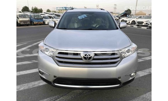 Buy Import Toyota Highlander Other Car in Import - Dubai in Agalega Islands Buy Import Toyota Highlander Other Car in Import - Dubai in Agalega Islands