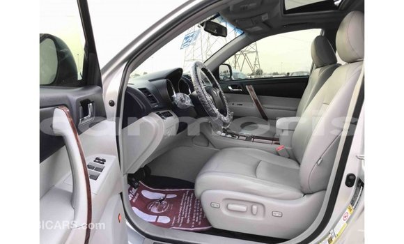 Buy Import Toyota Highlander Other Car in Import - Dubai in Agalega Islands Buy Import Toyota Highlander Other Car in Import - Dubai in Agalega Islands