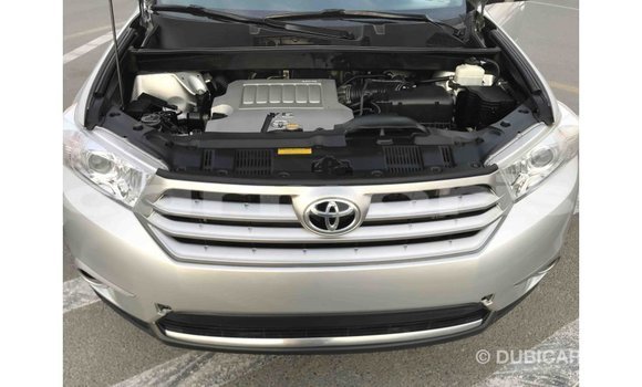 Buy Import Toyota Highlander Other Car in Import - Dubai in Agalega Islands Buy Import Toyota Highlander Other Car in Import - Dubai in Agalega Islands