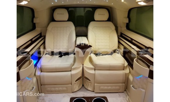 Buy Import Mercedes-Benz 250 Black Car in Import - Dubai in Agalega Islands Buy Import Mercedes-Benz 250 Black Car in Import - Dubai in Agalega Islands