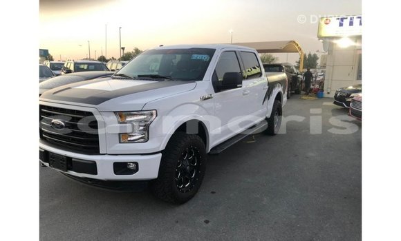 Buy Import Ford V8 White Car in Import - Dubai in Agalega Islands Buy Import Ford V8 White Car in Import - Dubai in Agalega Islands