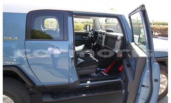 Buy Import Toyota FJ Cruiser Blue Car in Import - Dubai in Agalega Islands Buy Import Toyota FJ Cruiser Blue Car in Import - Dubai in Agalega Islands