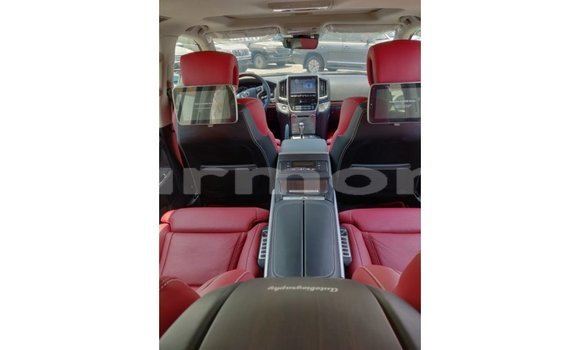 Buy Import Toyota Land Cruiser Black Car in Import - Dubai in Agalega Islands Buy Import Toyota Land Cruiser Black Car in Import - Dubai in Agalega Islands