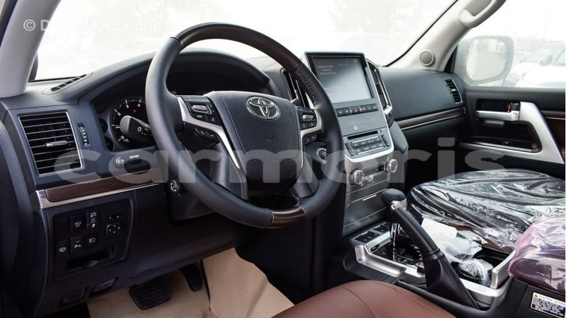 Big with watermark 0d315c7b 24a5 4565 9ab4 7fa12c7b6eb4