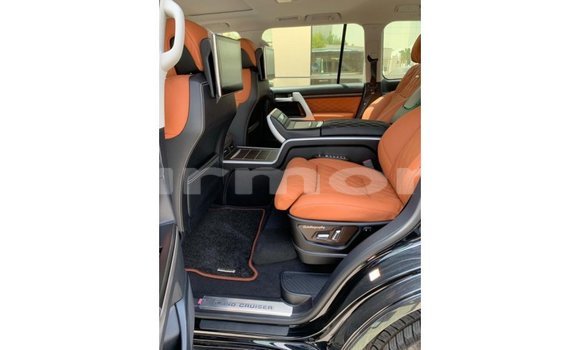 Buy Import Toyota Land Cruiser Black Car in Import - Dubai in Agalega Islands Buy Import Toyota Land Cruiser Black Car in Import - Dubai in Agalega Islands