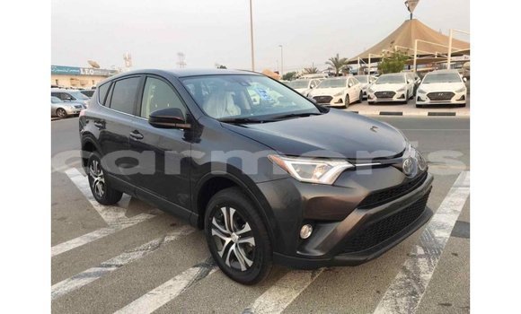 Buy Import Toyota HiAce Other Truck in Import - Dubai in Agalega Islands Buy Import Toyota HiAce Other Truck in Import - Dubai in Agalega Islands