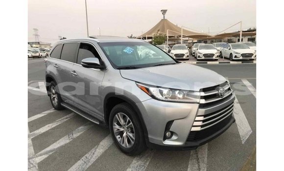 Buy Import Toyota Highlander Other Car in Import - Dubai in Agalega Islands Buy Import Toyota Highlander Other Car in Import - Dubai in Agalega Islands