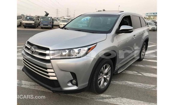 Buy Import Toyota Highlander Other Car in Import - Dubai in Agalega Islands Buy Import Toyota Highlander Other Car in Import - Dubai in Agalega Islands