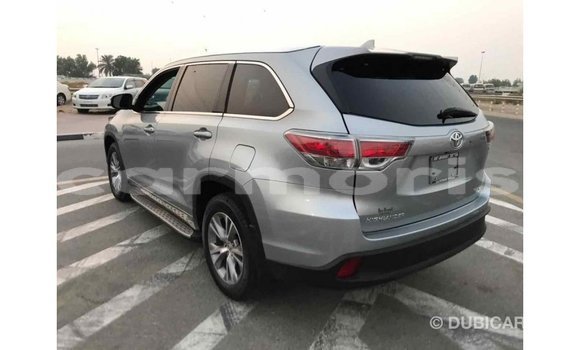 Buy Import Toyota Highlander Other Car in Import - Dubai in Agalega Islands Buy Import Toyota Highlander Other Car in Import - Dubai in Agalega Islands