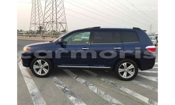 Buy Import Toyota Highlander Blue Car in Import - Dubai in Agalega Islands Buy Import Toyota Highlander Blue Car in Import - Dubai in Agalega Islands