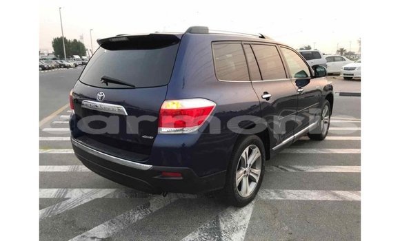 Buy Import Toyota Highlander Blue Car in Import - Dubai in Agalega Islands Buy Import Toyota Highlander Blue Car in Import - Dubai in Agalega Islands
