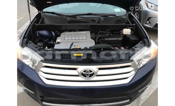 Buy Import Toyota Highlander Blue Car in Import - Dubai in Agalega Islands Buy Import Toyota Highlander Blue Car in Import - Dubai in Agalega Islands