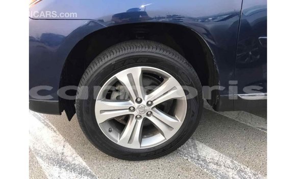 Buy Import Toyota Highlander Blue Car in Import - Dubai in Agalega Islands Buy Import Toyota Highlander Blue Car in Import - Dubai in Agalega Islands