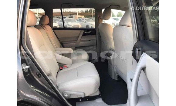 Buy Import Toyota Highlander Other Car in Import - Dubai in Agalega Islands Buy Import Toyota Highlander Other Car in Import - Dubai in Agalega Islands
